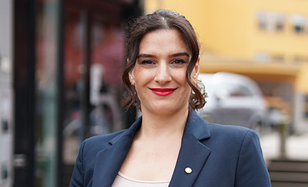 Julia Peter